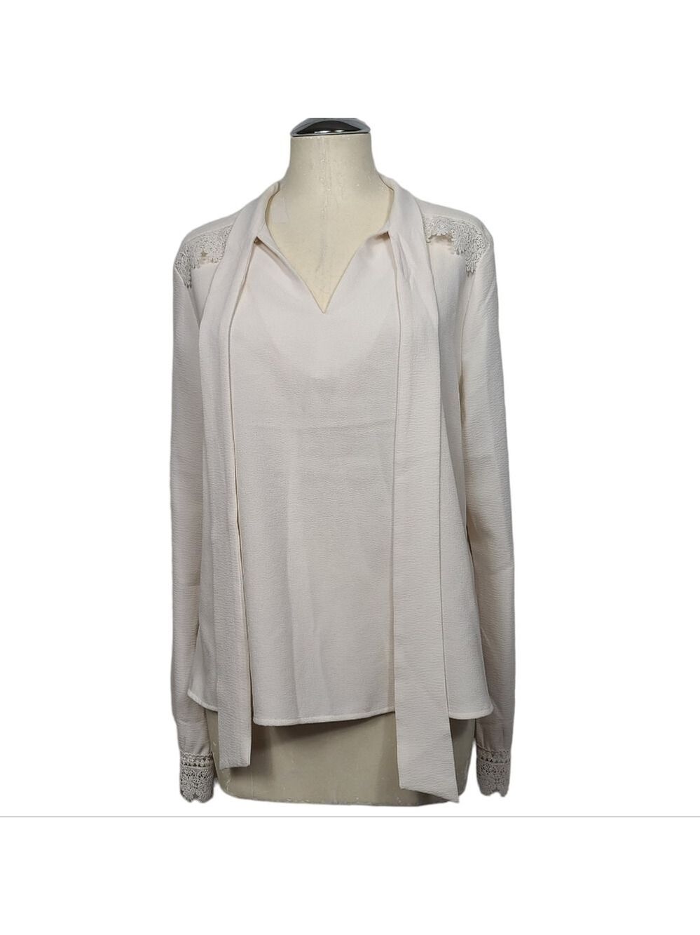 Marc New York Andrew Marc Ivory V Neck Lace Long Sleeves Blouse L